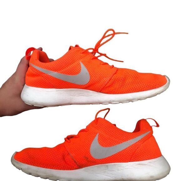 Rare 2012 Nike Roshe Run Total Crimson Gamma Grey Size 12 - Picture 2 of 14